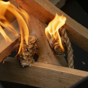 Wood Wool Fire Starter Small Pack - image 2